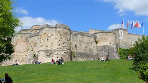 escote caen|Caen (14000)